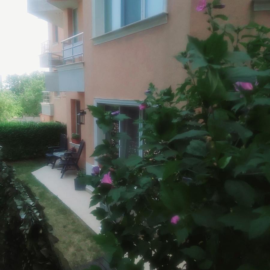 Saint Nicholas Varna Lovely 2 Bedroom Apartment With Sunny Garden 外观 照片