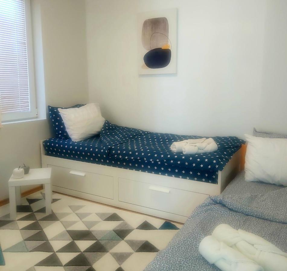 Saint Nicholas Varna Lovely 2 Bedroom Apartment With Sunny Garden 外观 照片